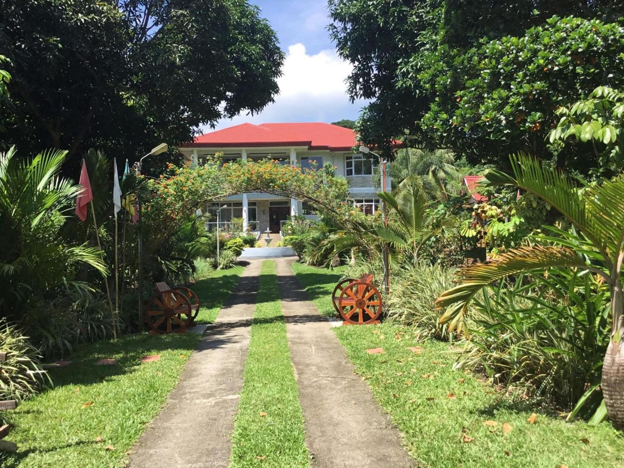 Camiguin Lanzones Resort Mambajao Exteriér fotografie