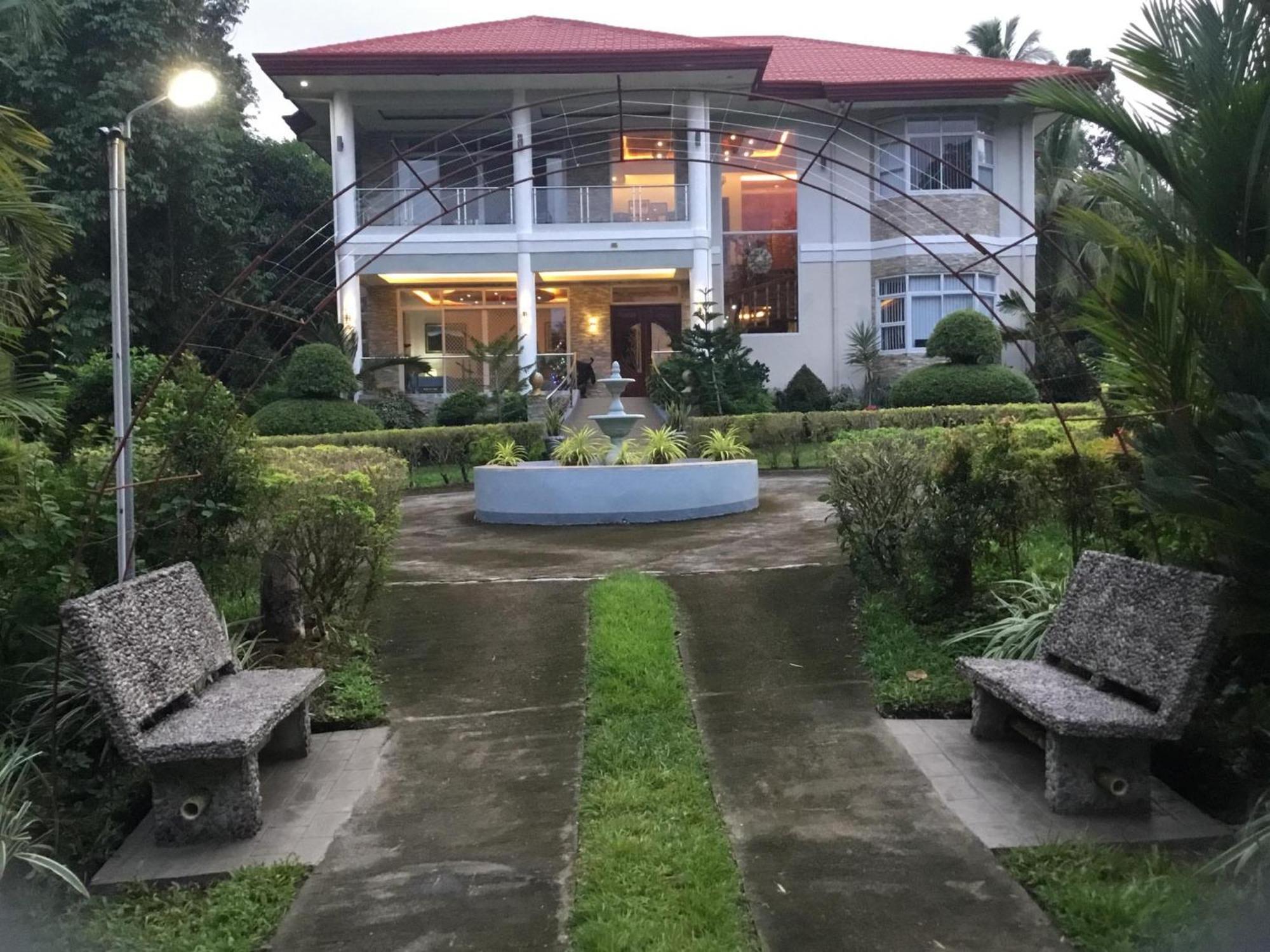 Camiguin Lanzones Resort Mambajao Exteriér fotografie