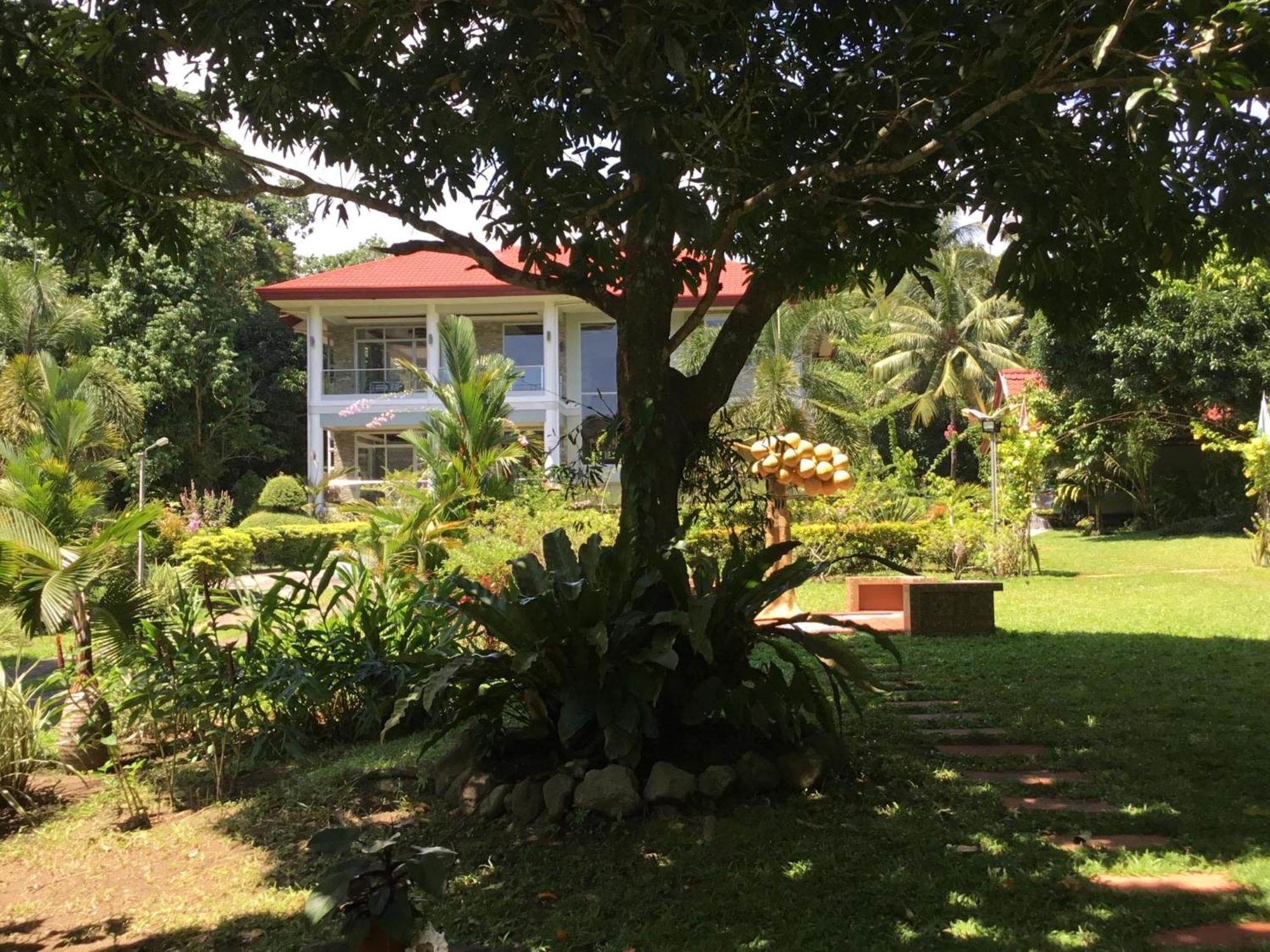 Camiguin Lanzones Resort Mambajao Exteriér fotografie